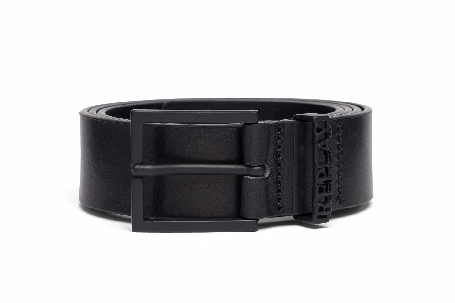 Černý kožený pásek s logem na poutku – Replay
