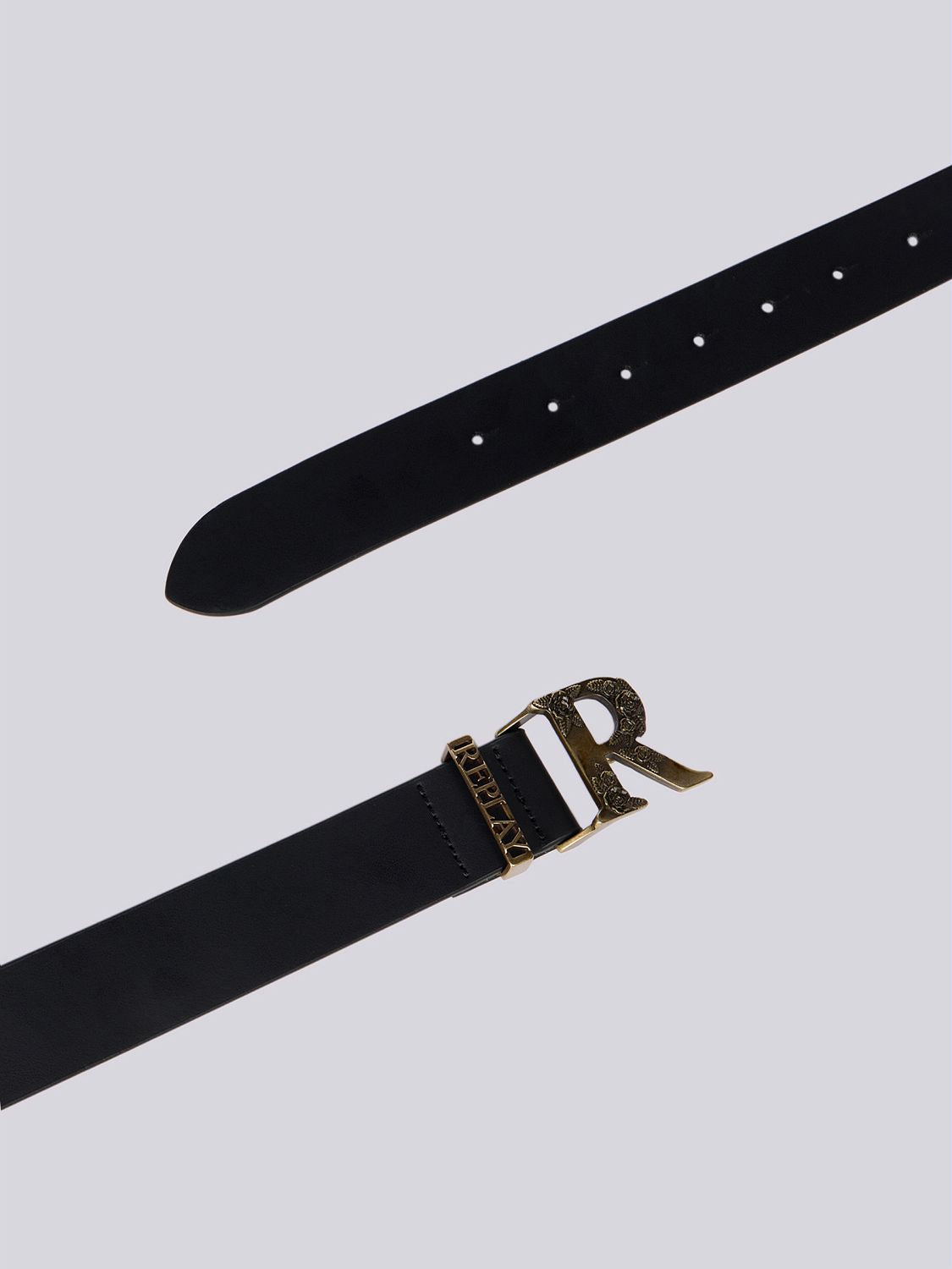 Kožený pásek s kovovou přezkou R