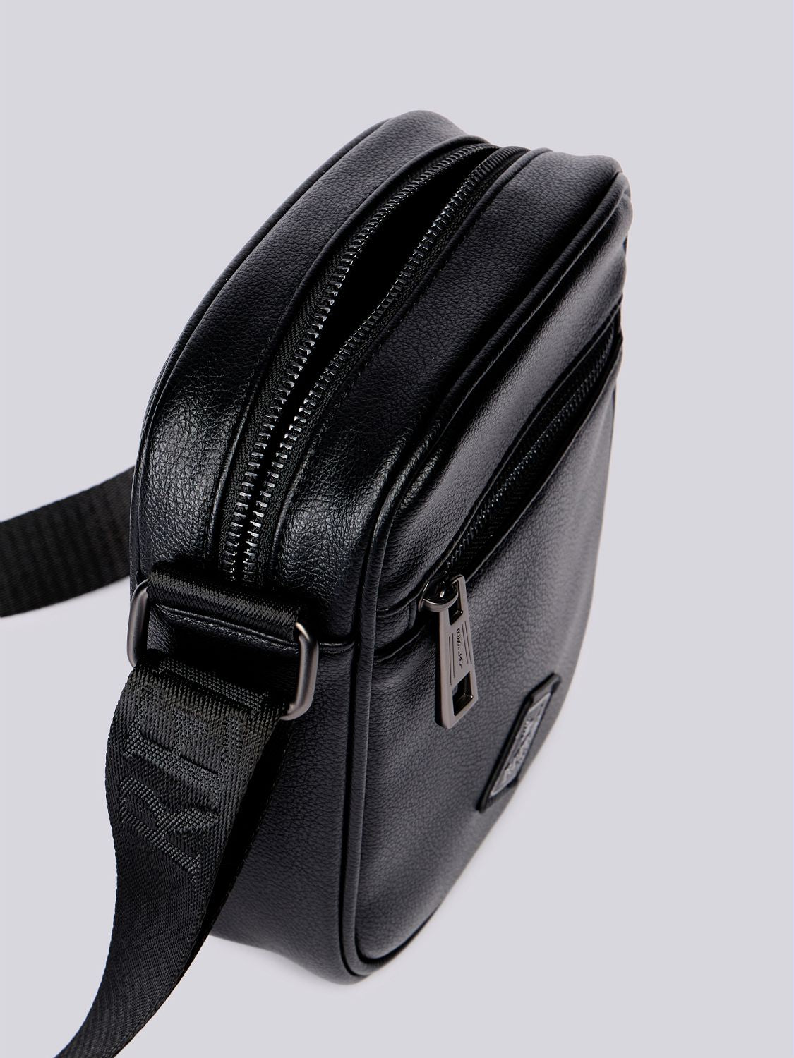 Pánská crossbody taška s logem