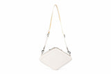 Crossbody kabelka ve tvaru diamantu