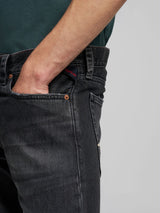 NEAAL – Džíny úzkého střihu