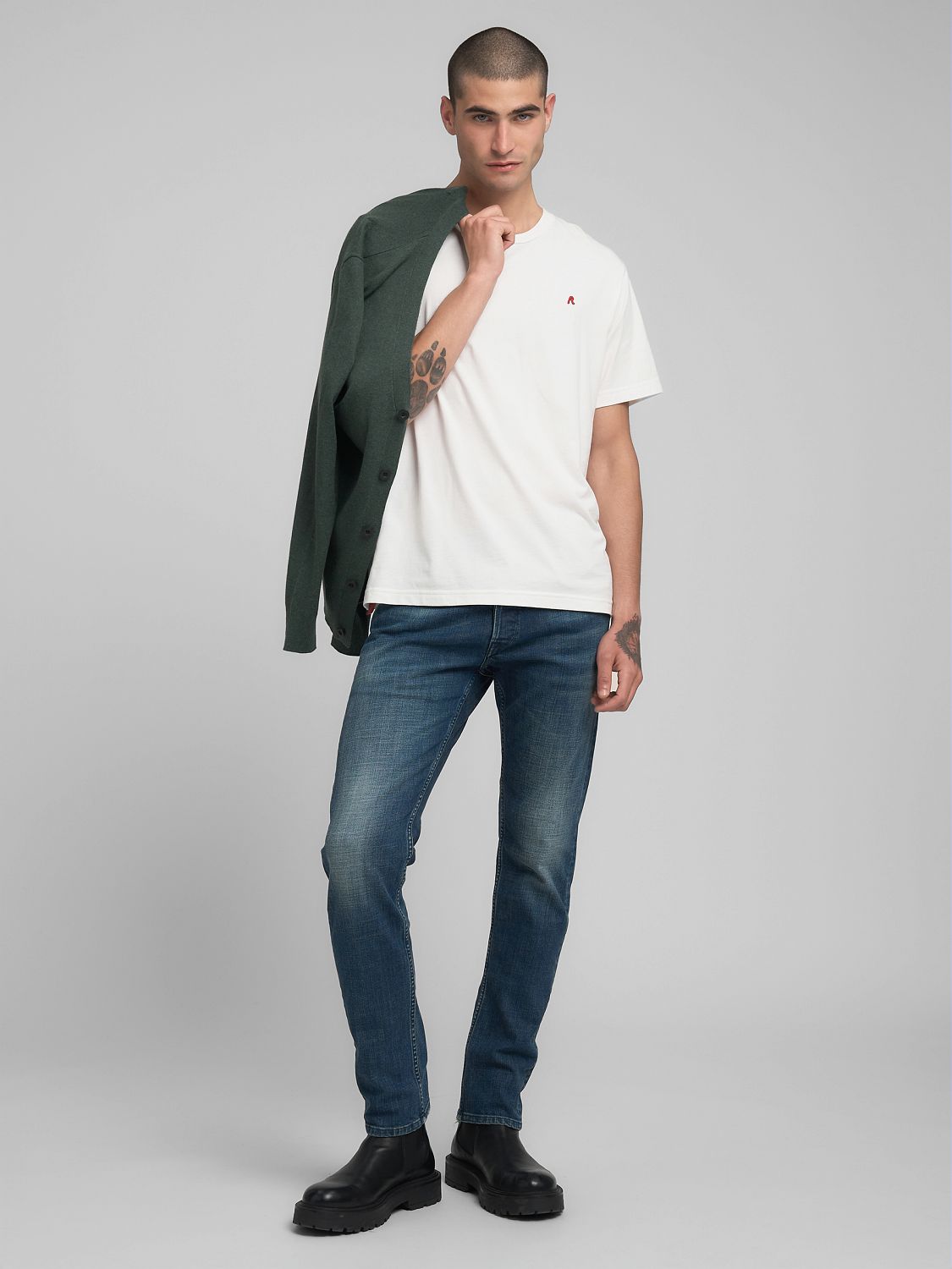 JERSEY TRIČKO S VÝŠIVKOU R