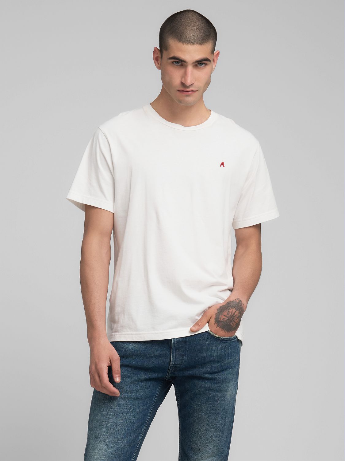 JERSEY TRIČKO S VÝŠIVKOU R