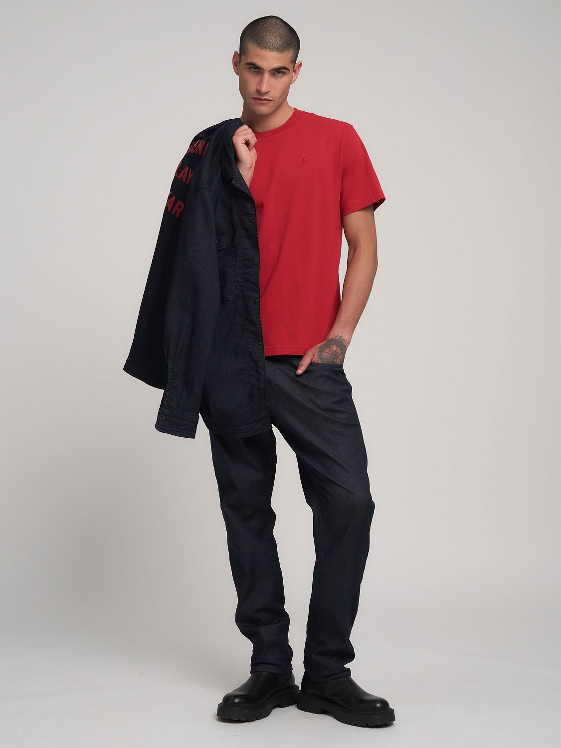 JERSEY TRIČKO S VÝŠIVKOU R