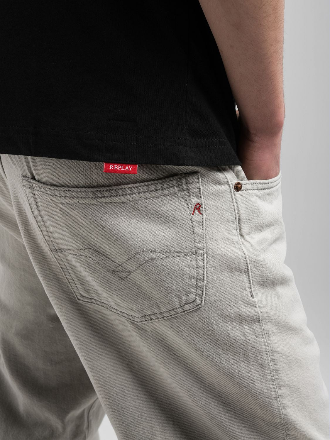 JERSEY TRIČKO S VÝŠIVKOU R