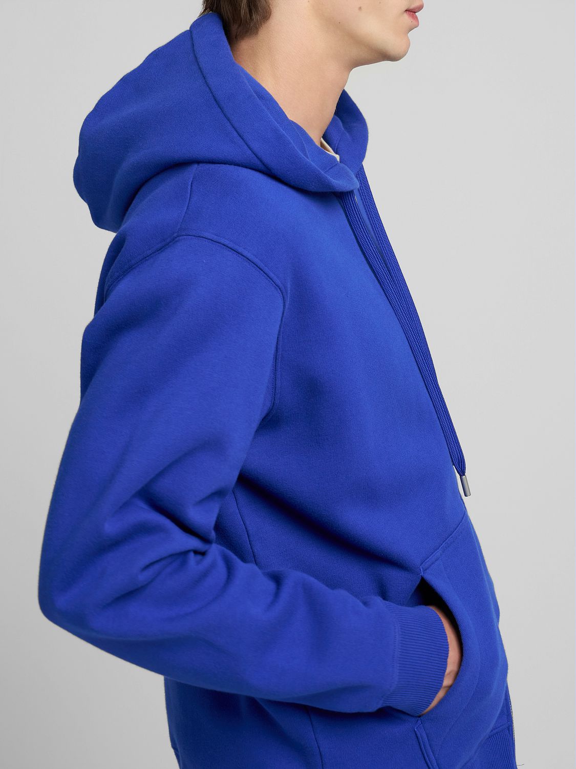 Jednoduchá pánská mikina na zip s kapucí