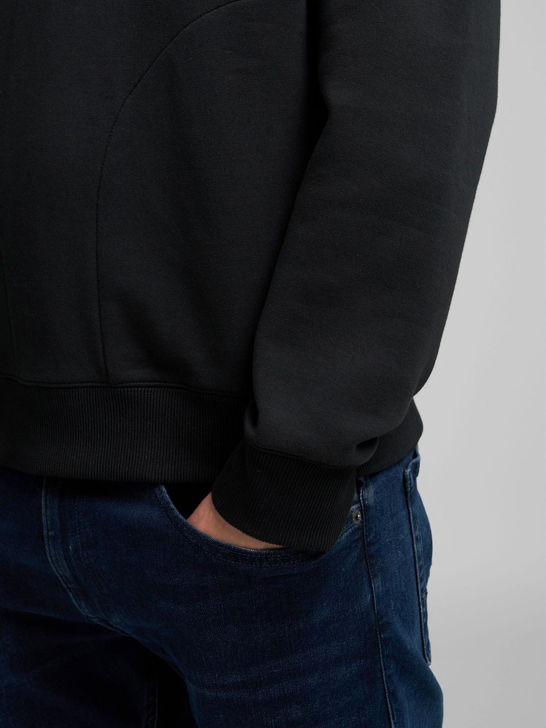 Pánská mikina z technického fleecu s kapucí a zipem