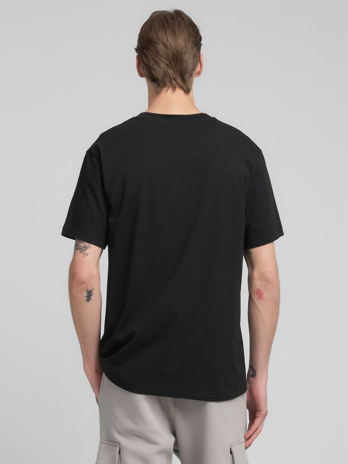 Pánské tričko s potiskem na hrudi