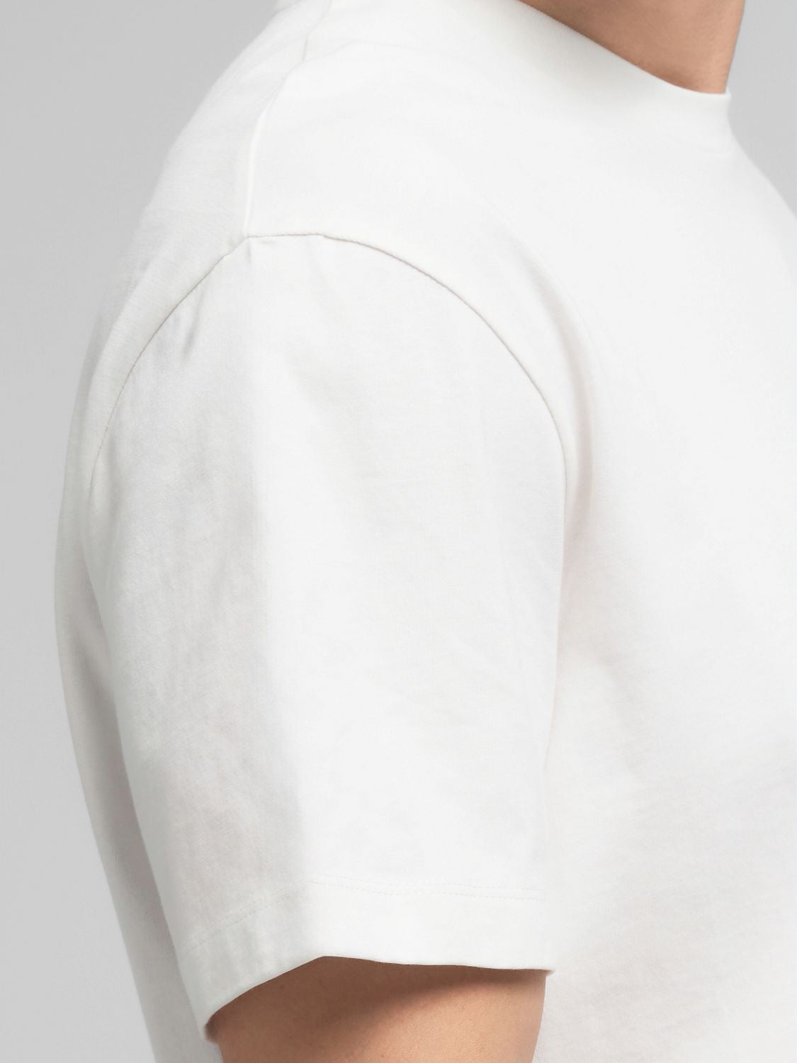 JERSEY TRIČKO S POTISKEM NA ZÁDECH