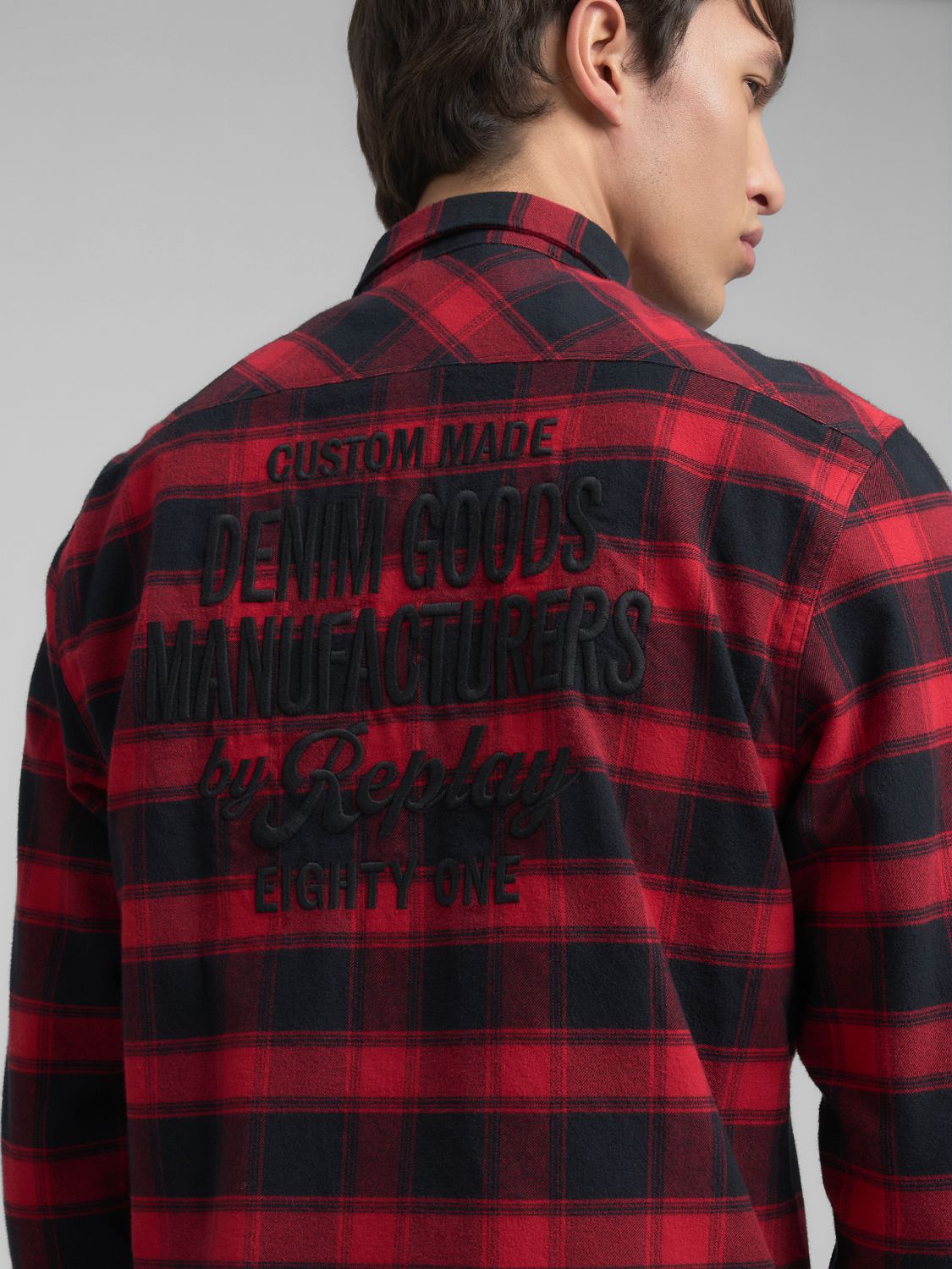 Pánská kostkovaná košile s kapsami