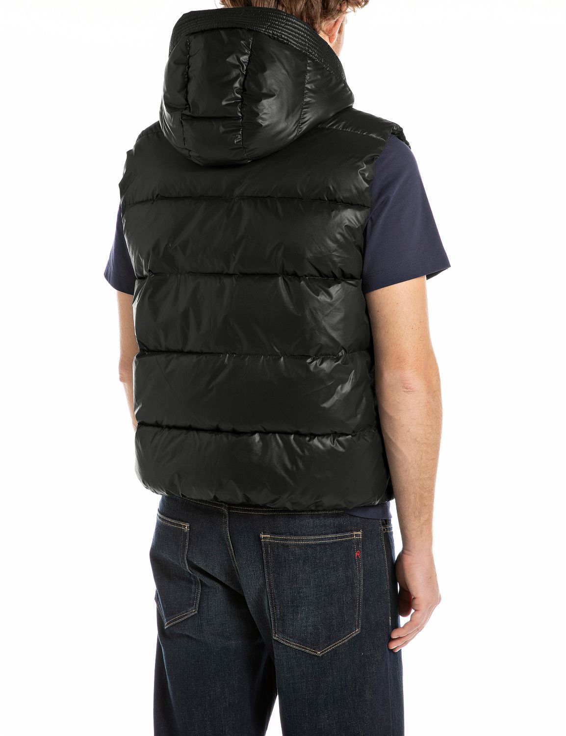 Lesklá prošívaná vesta s kapucí