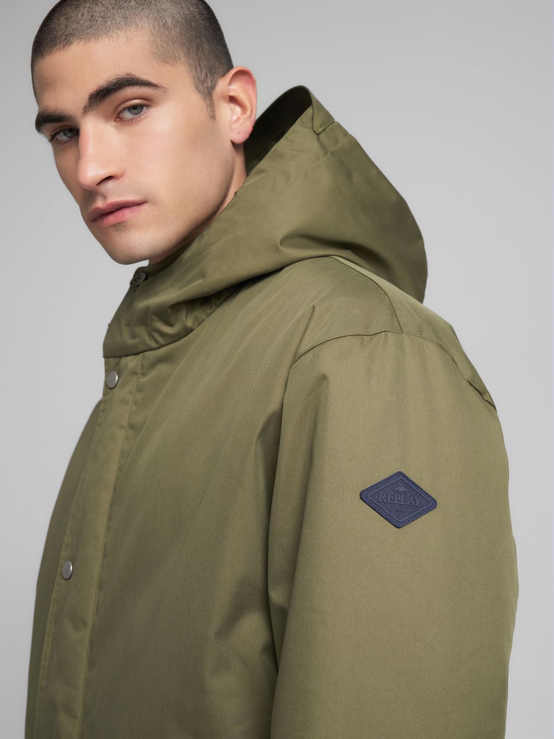 Pánská parka s kapucí