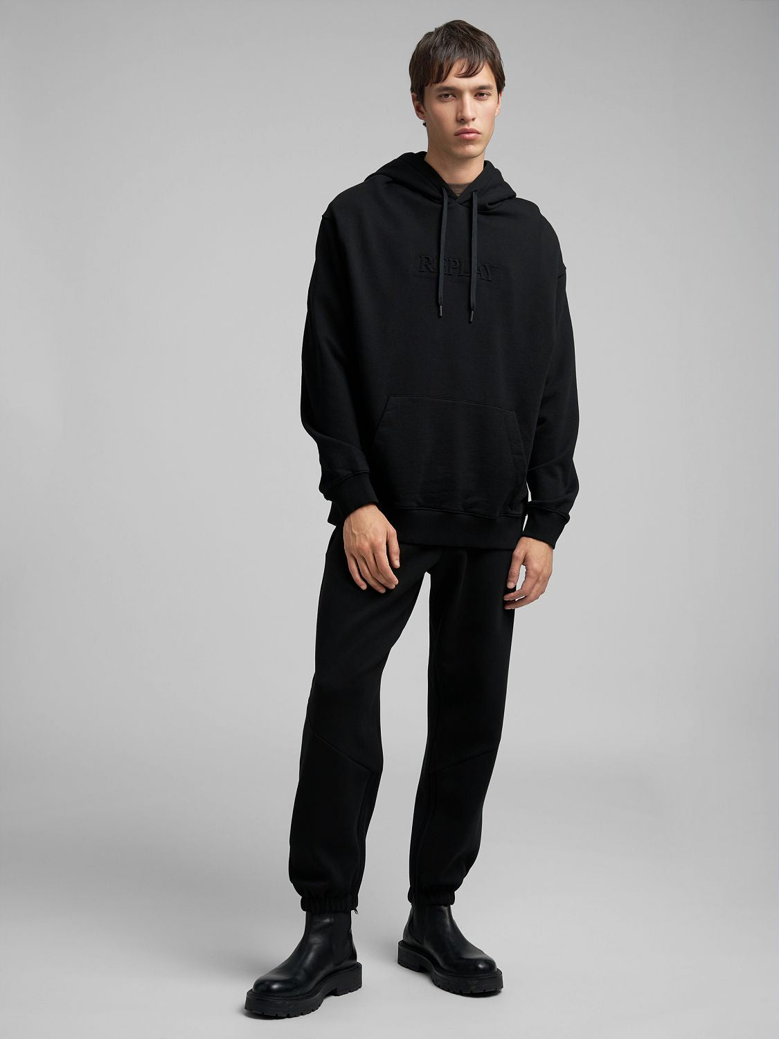 Jednoduché pánské tepláky