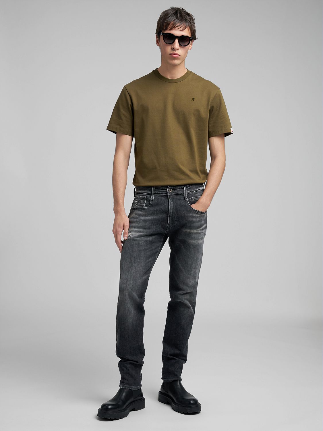 ANBASS – Džíny úzkého střihu