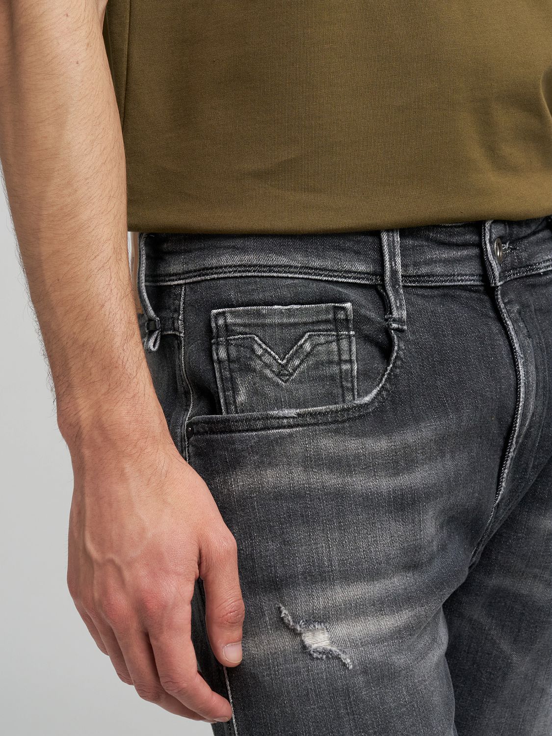 ANBASS – Džíny úzkého střihu