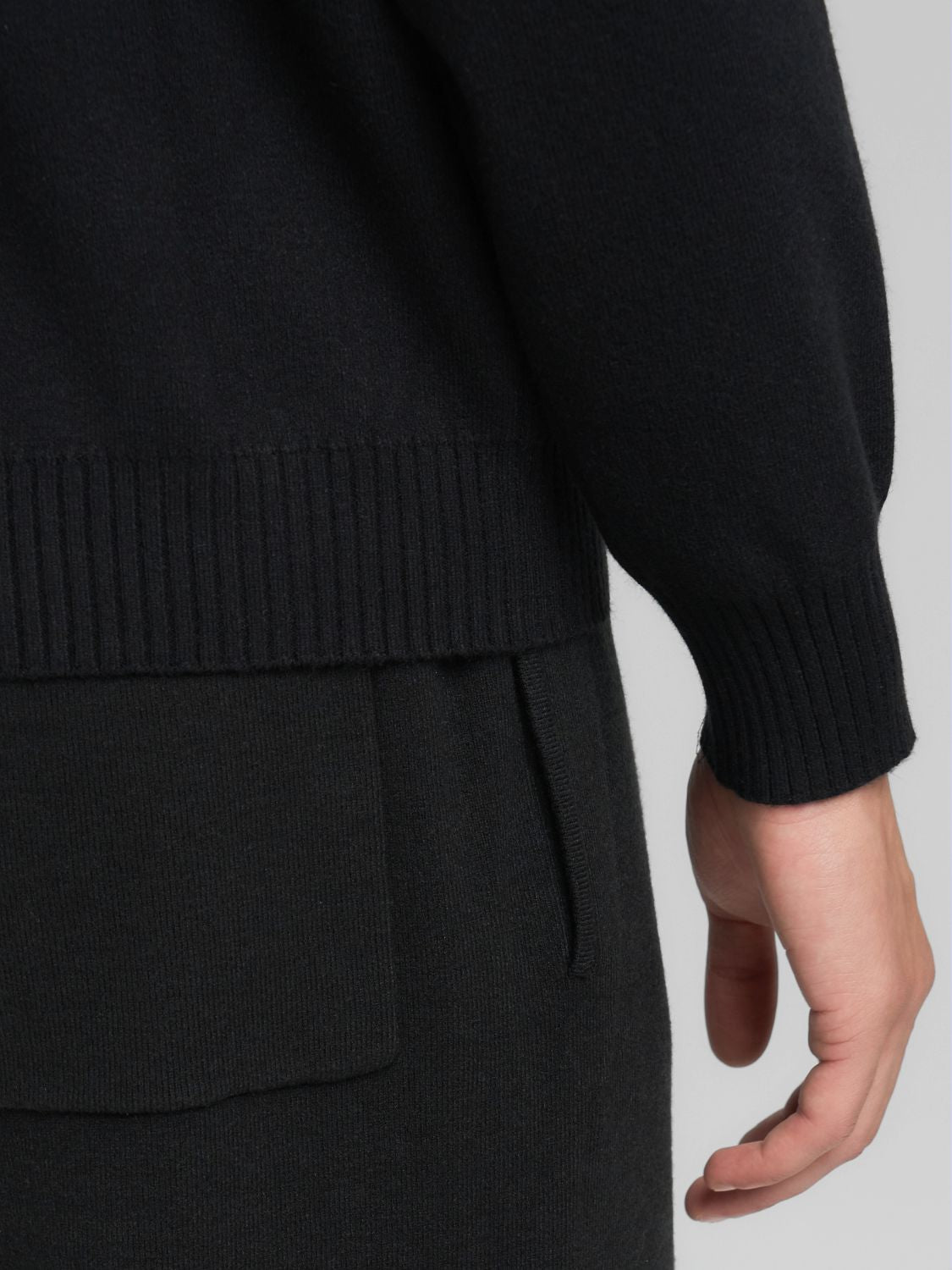 Pánský svetr z recyklovaného materiálu