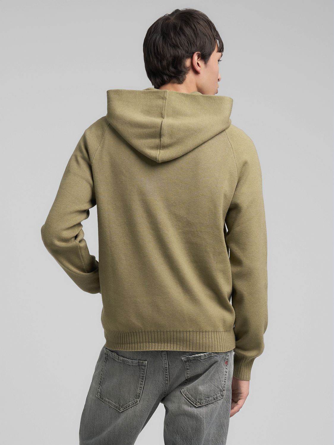 Pánský svetr s kapucí