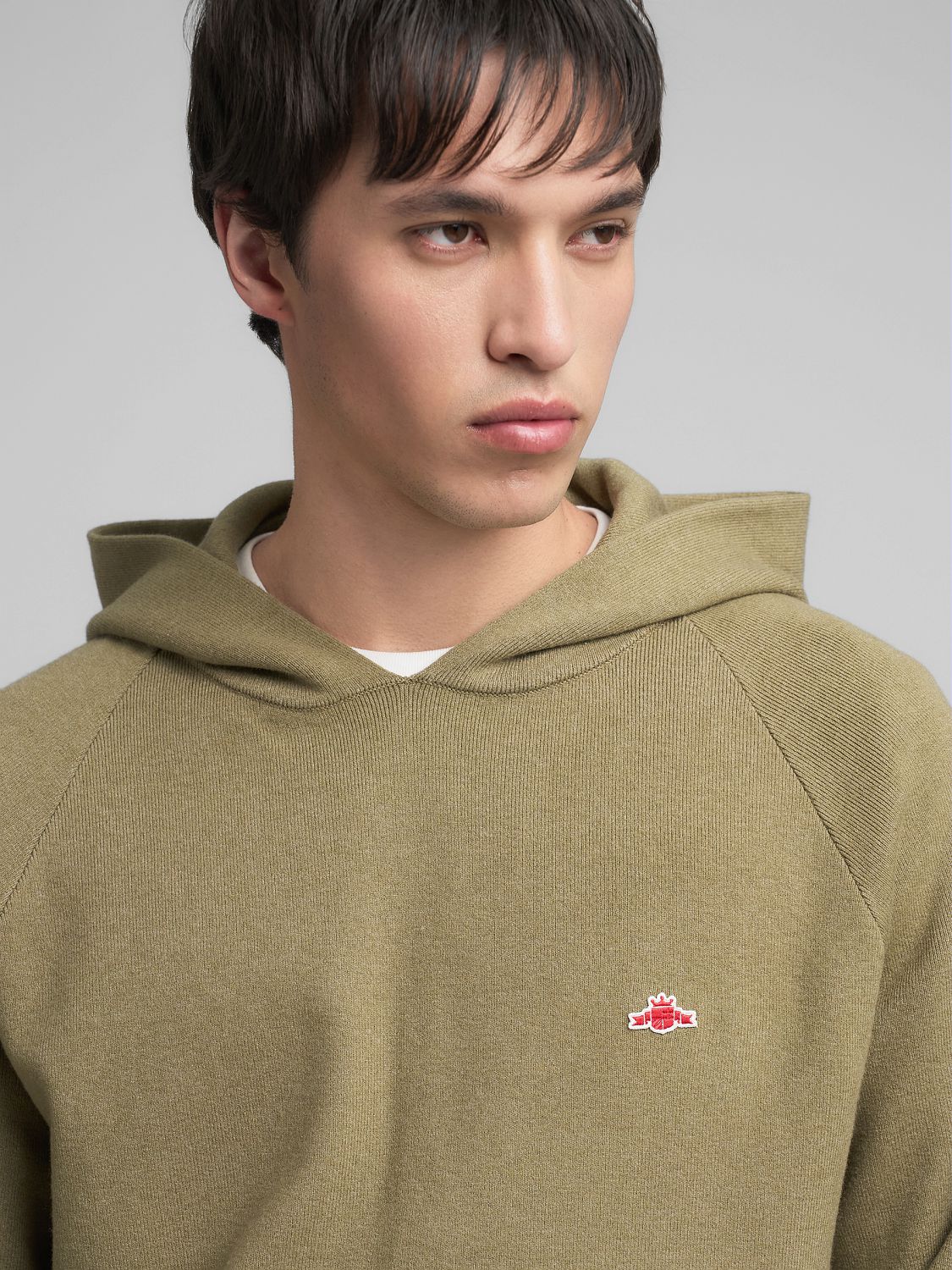 Pánský svetr s kapucí