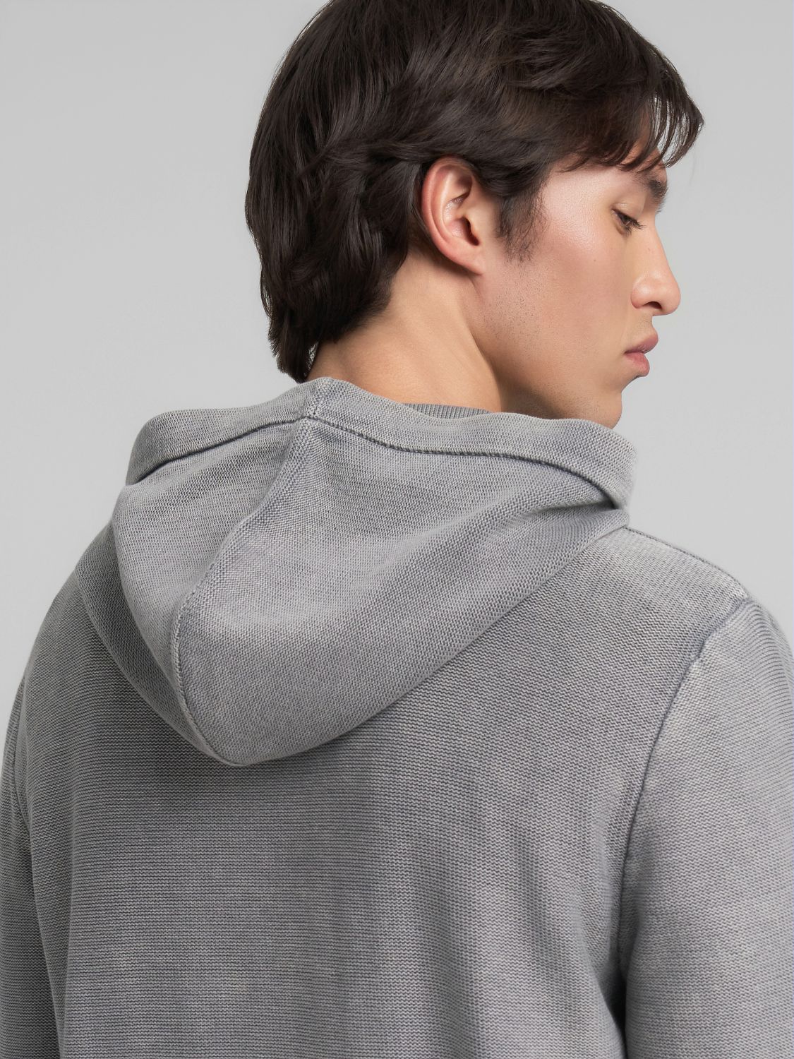 Pánský pletený svetr s kapucí z bavlny