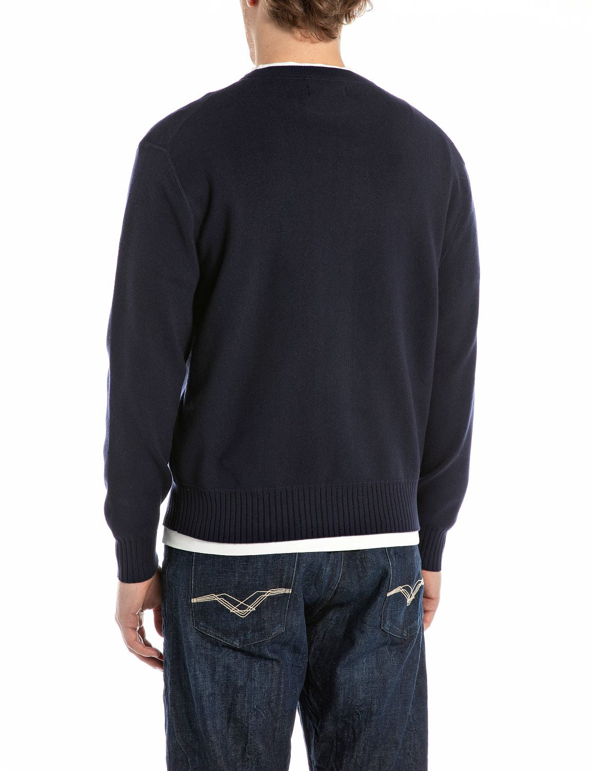 Pánský svetr z recyklovaného materiálu s logem na hrudi