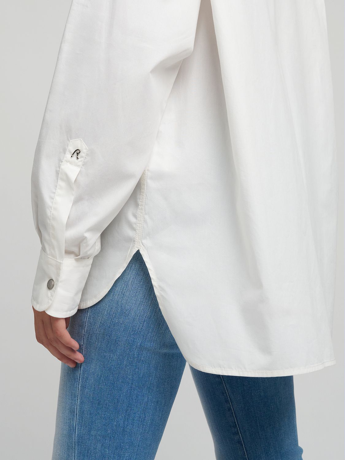 Dámská oversized košile s kapsami