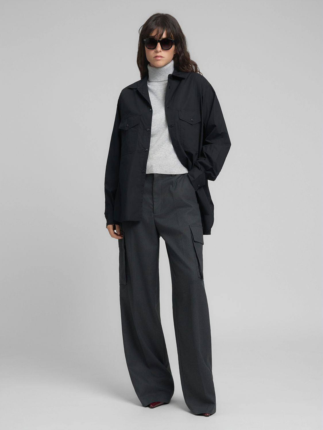 Dámská oversized košile s kapsami