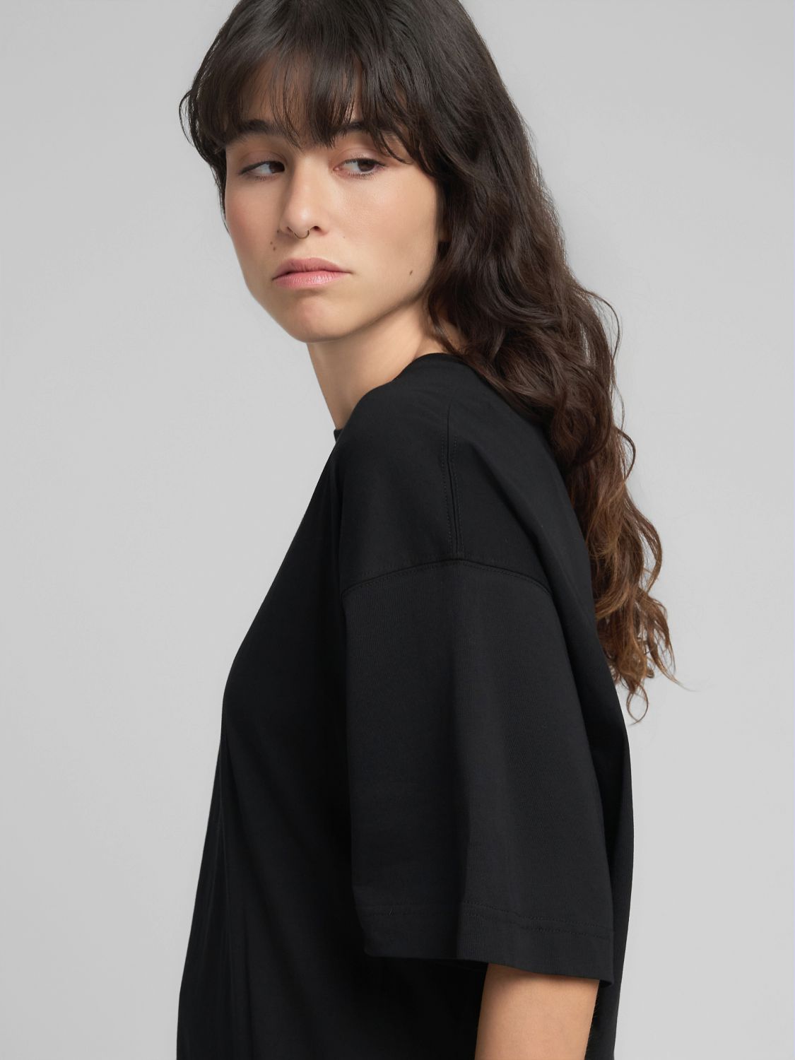 Volné tričko s potiskem na zádech