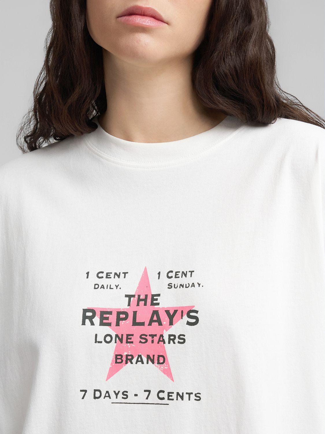 DÁMSKÉ TRIČKO VOLNÉHO STŘIHU S POTISKEM