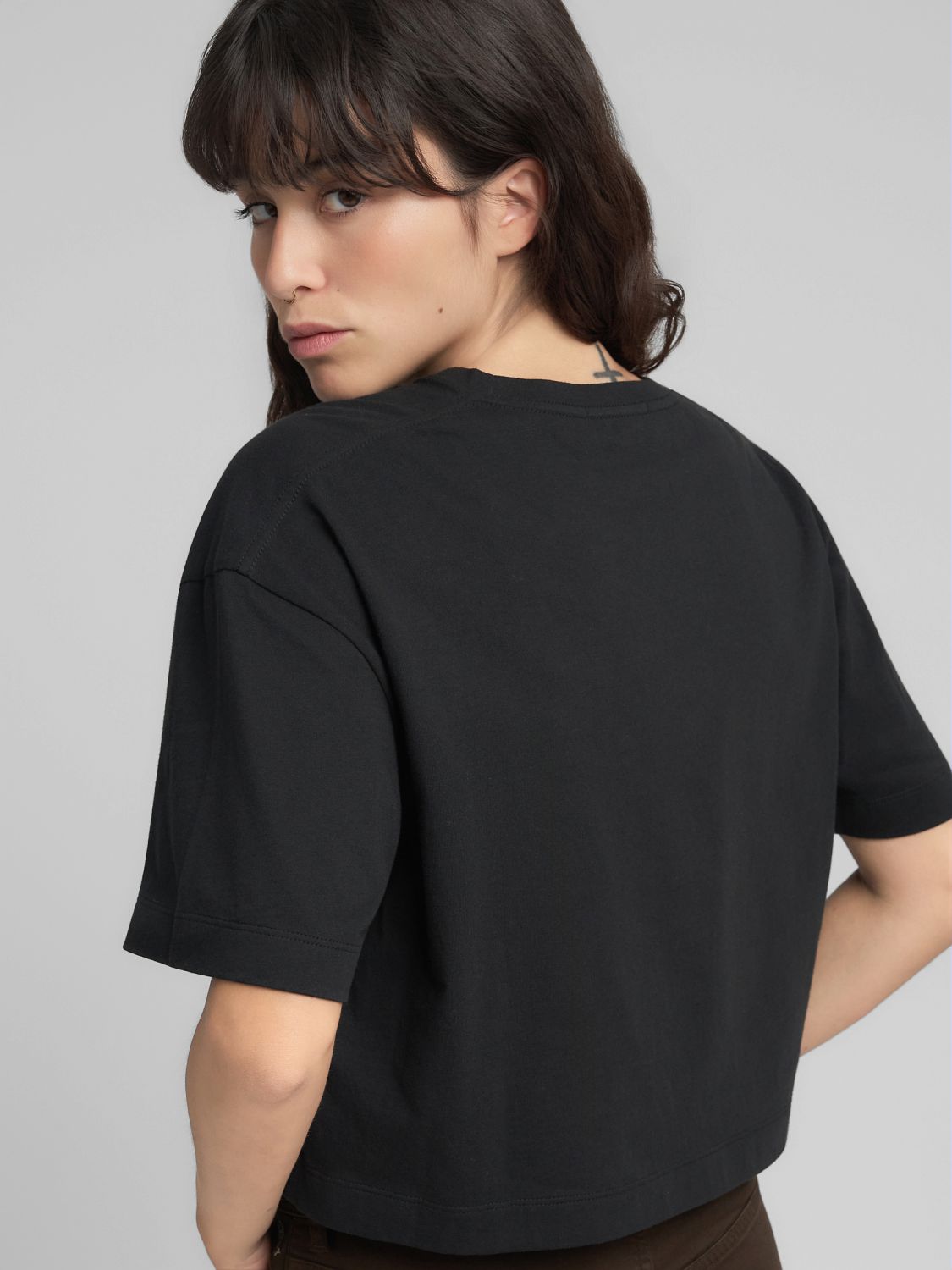 Dámské crop tričko s logem