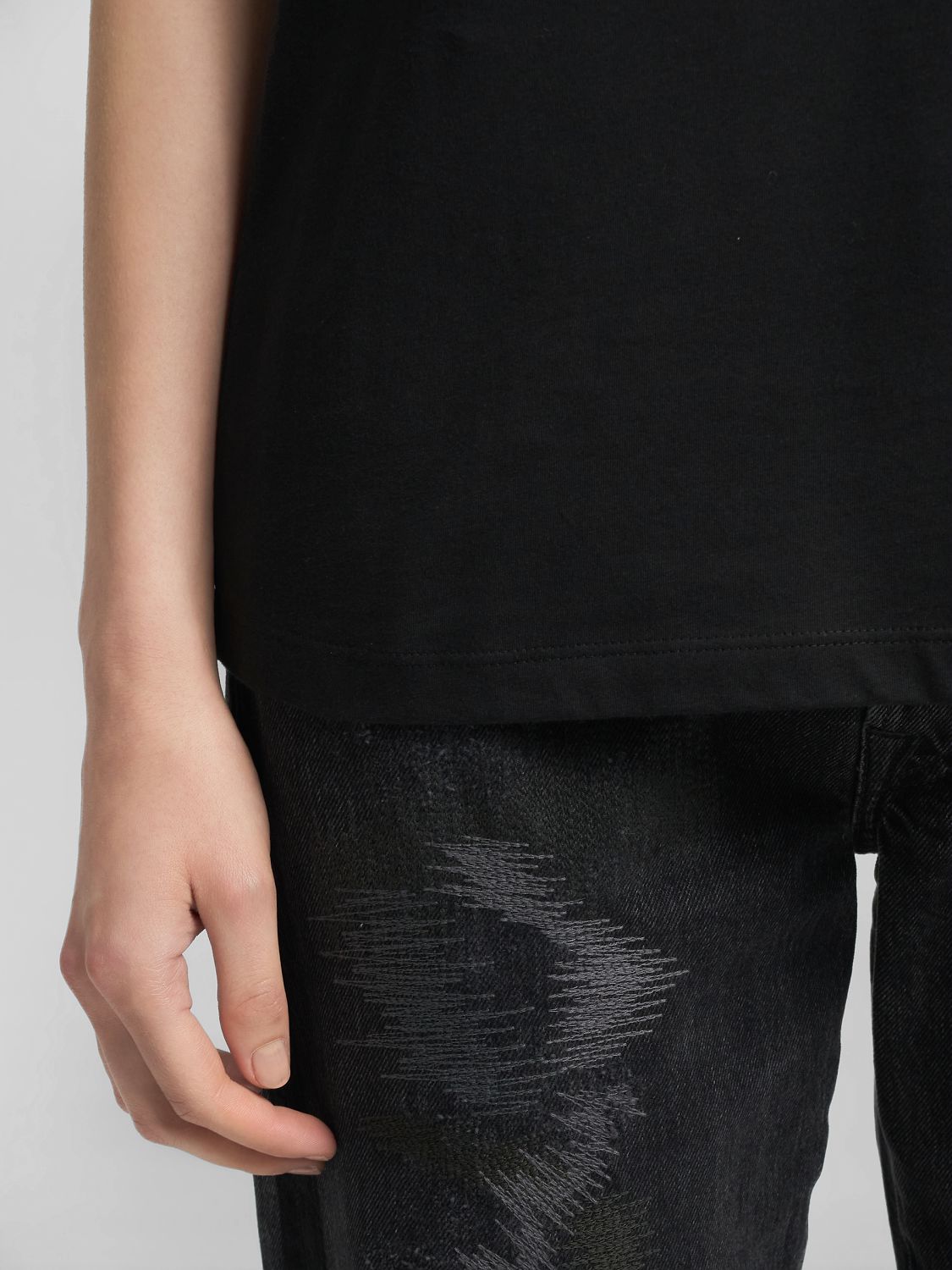 Dámské tričko s náprsní kapsou a logem Replay