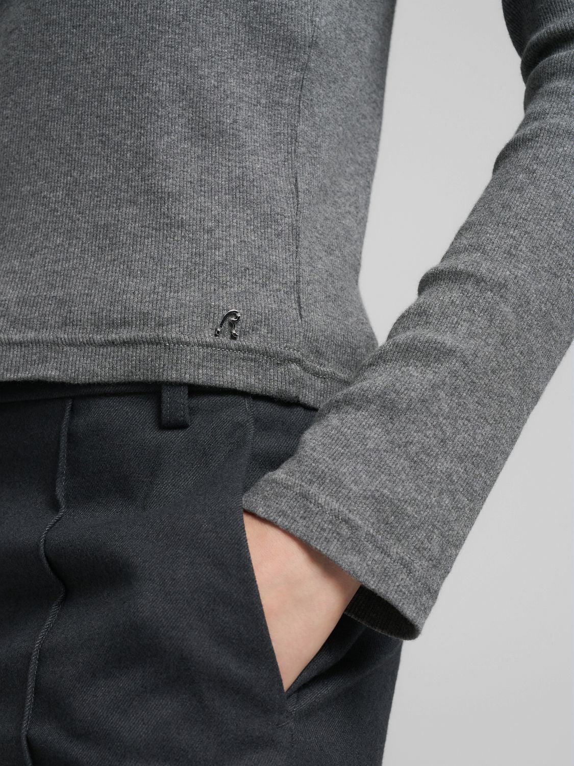 Dámské žebrované tričko s rolákem