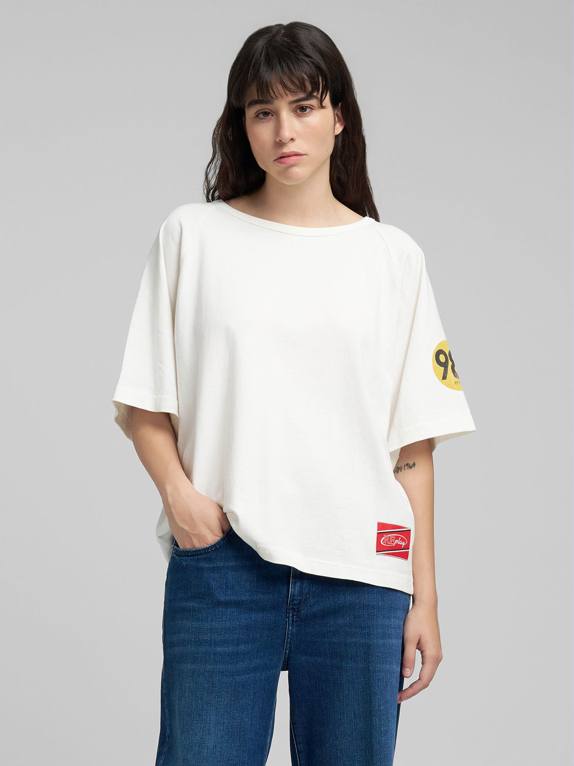 Dámské oversized tričko s potiskem na rukávu