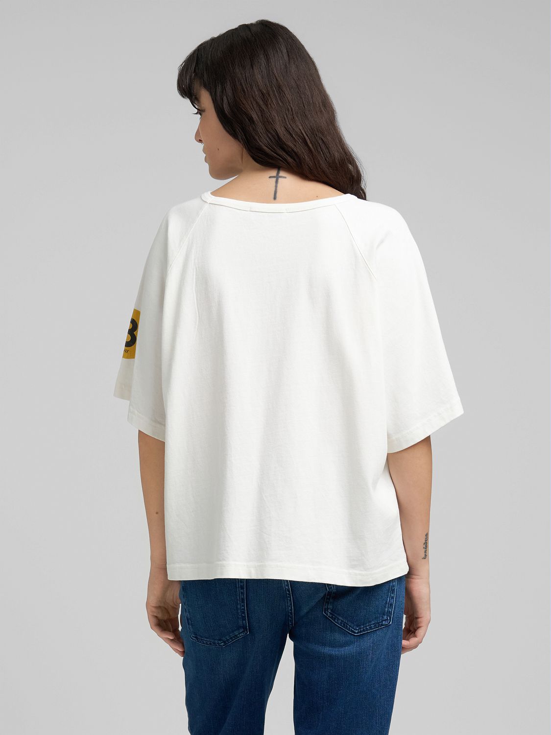 Dámské oversized tričko s potiskem na rukávu