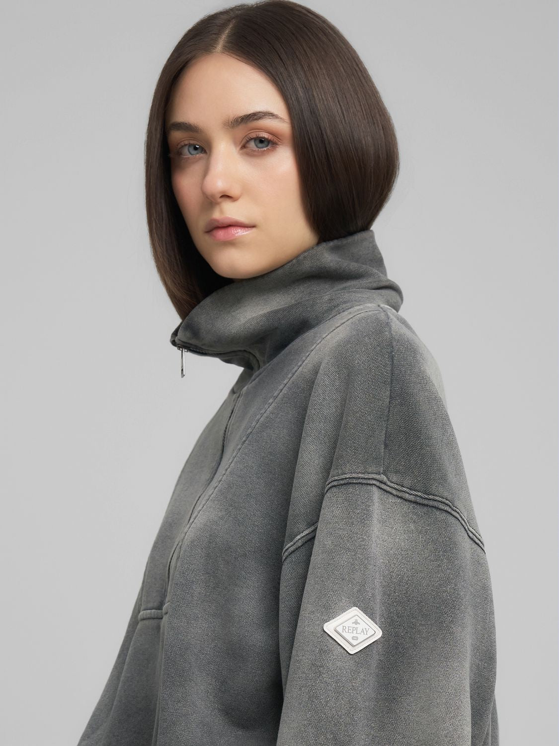 Dámská mikina s límečkem a zipem