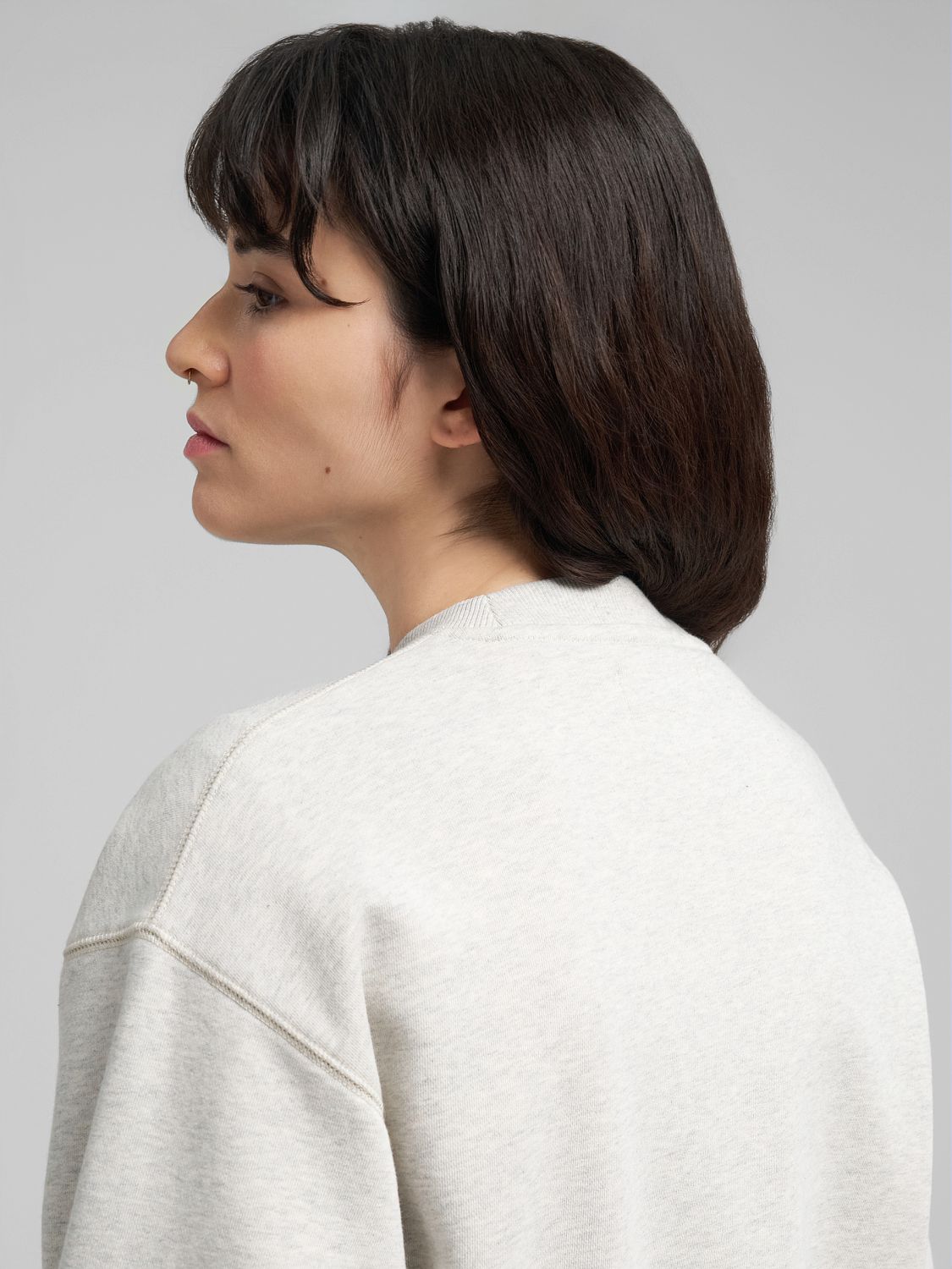 Mikina s květinovým potiskem a logem