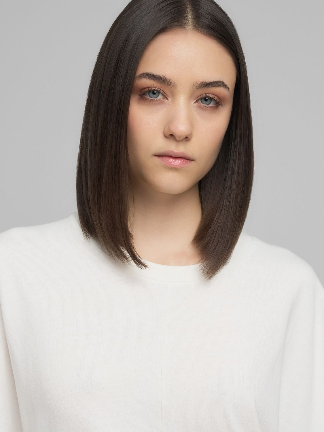 DÁMSKÉ SLIM TRIČKO S VIDITELNÝMI ŠVY