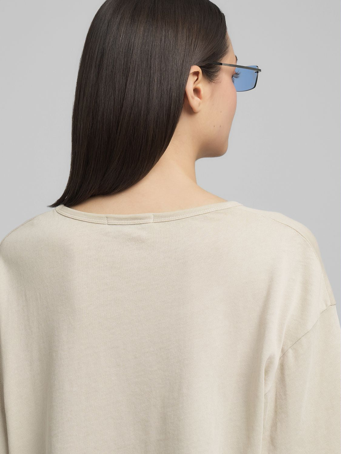 Cropped tričko s kapsou na prsou