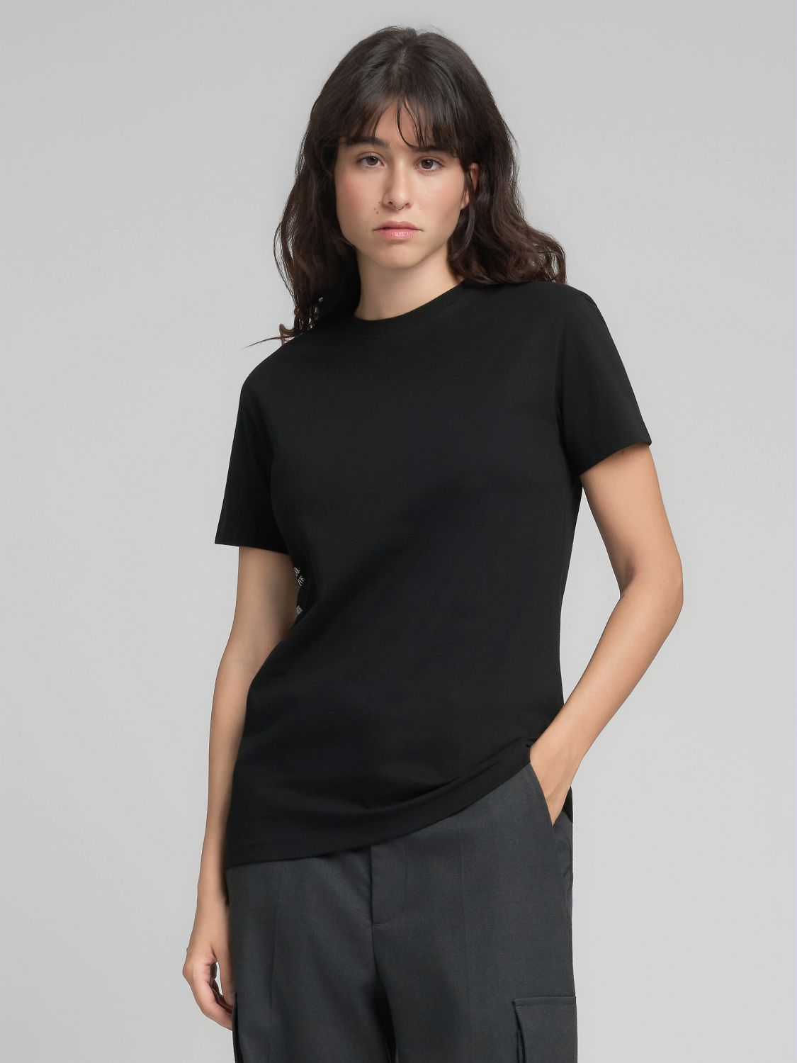 Jednoduché tričko s potiskem na boku