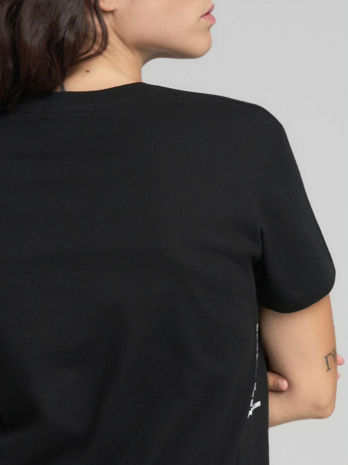 Jednoduché tričko s potiskem na boku