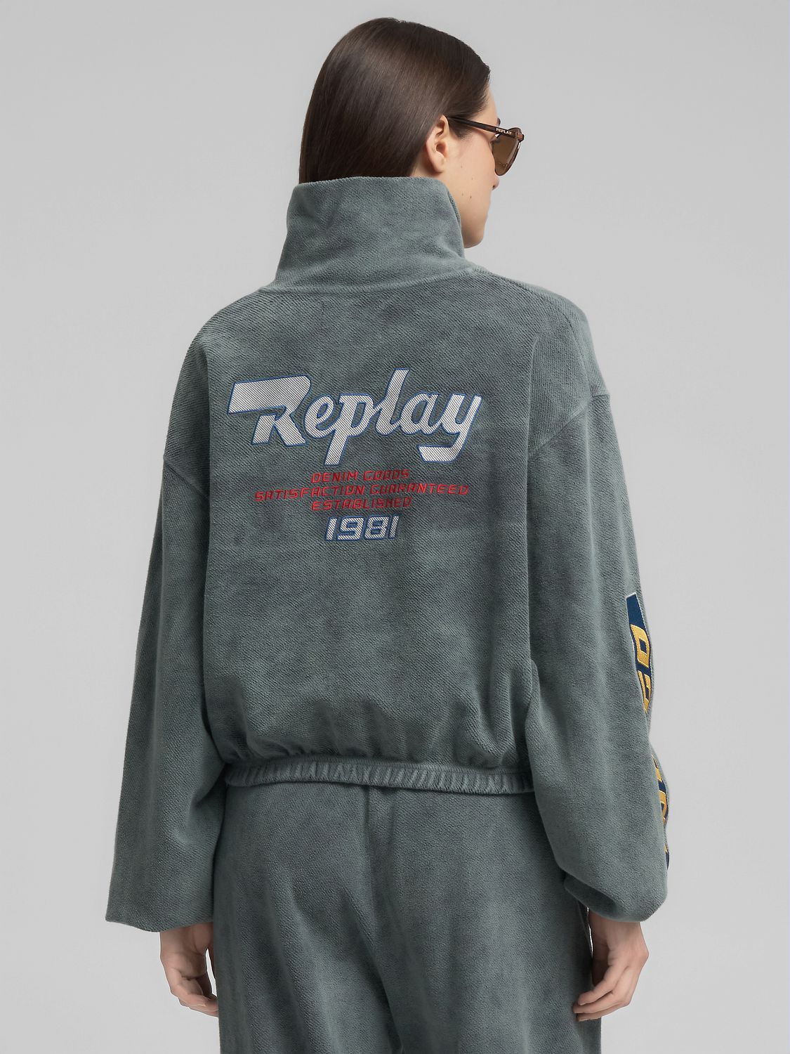 Dámská mikina s límečkem a potiskem REPLAY