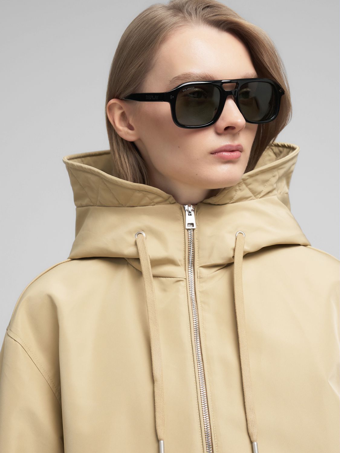 Dámská bunda s kapucí – světle béžová