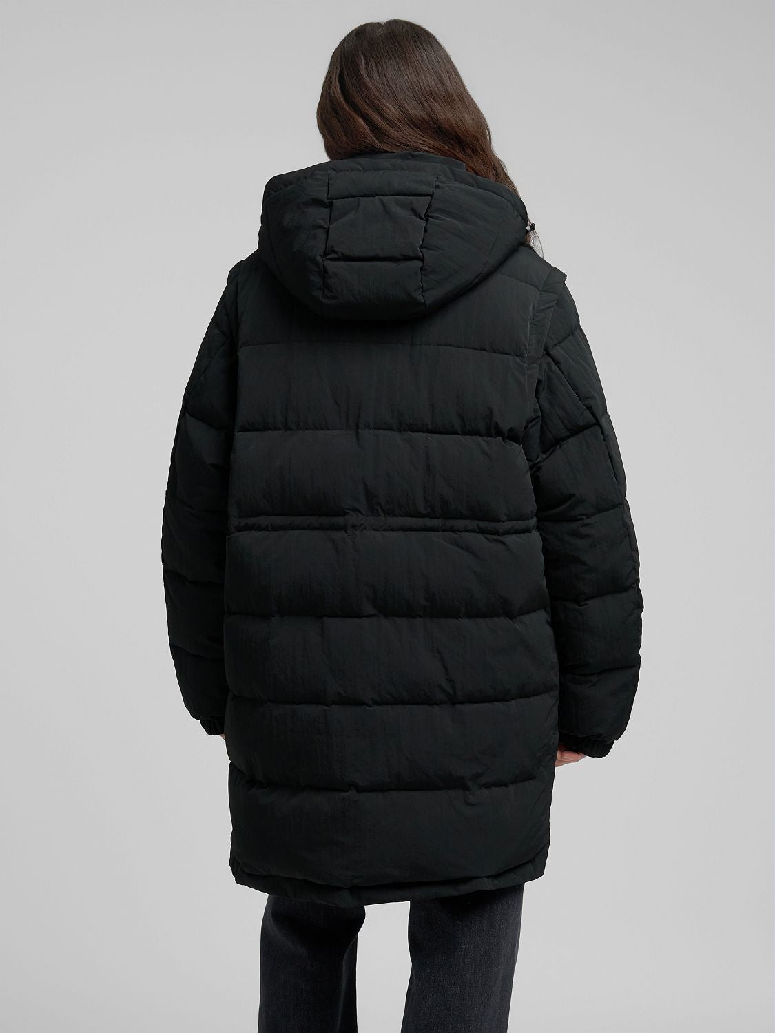 Prošívaná bunda s odepínacími rukávy