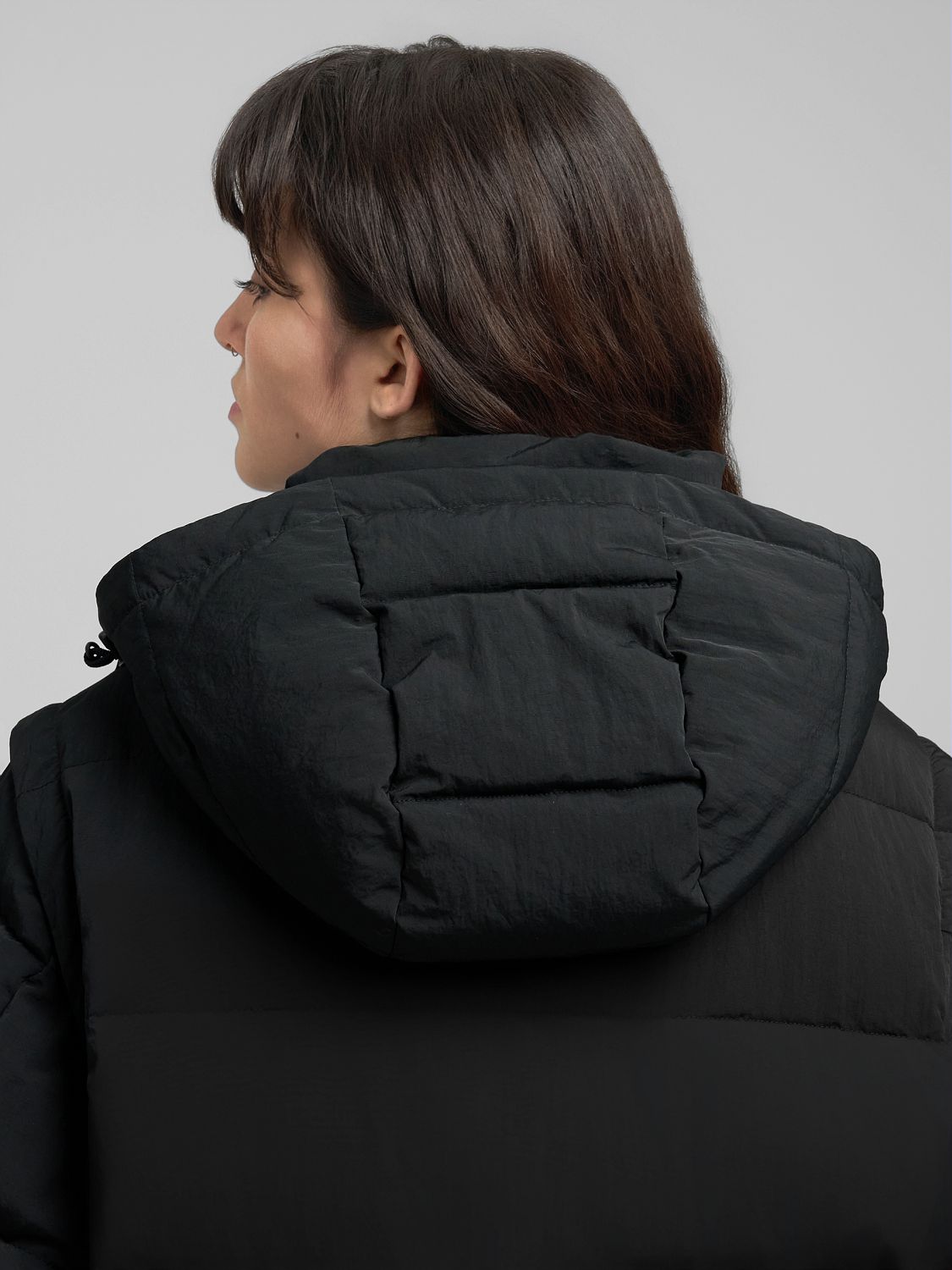 Prošívaná bunda s odepínacími rukávy