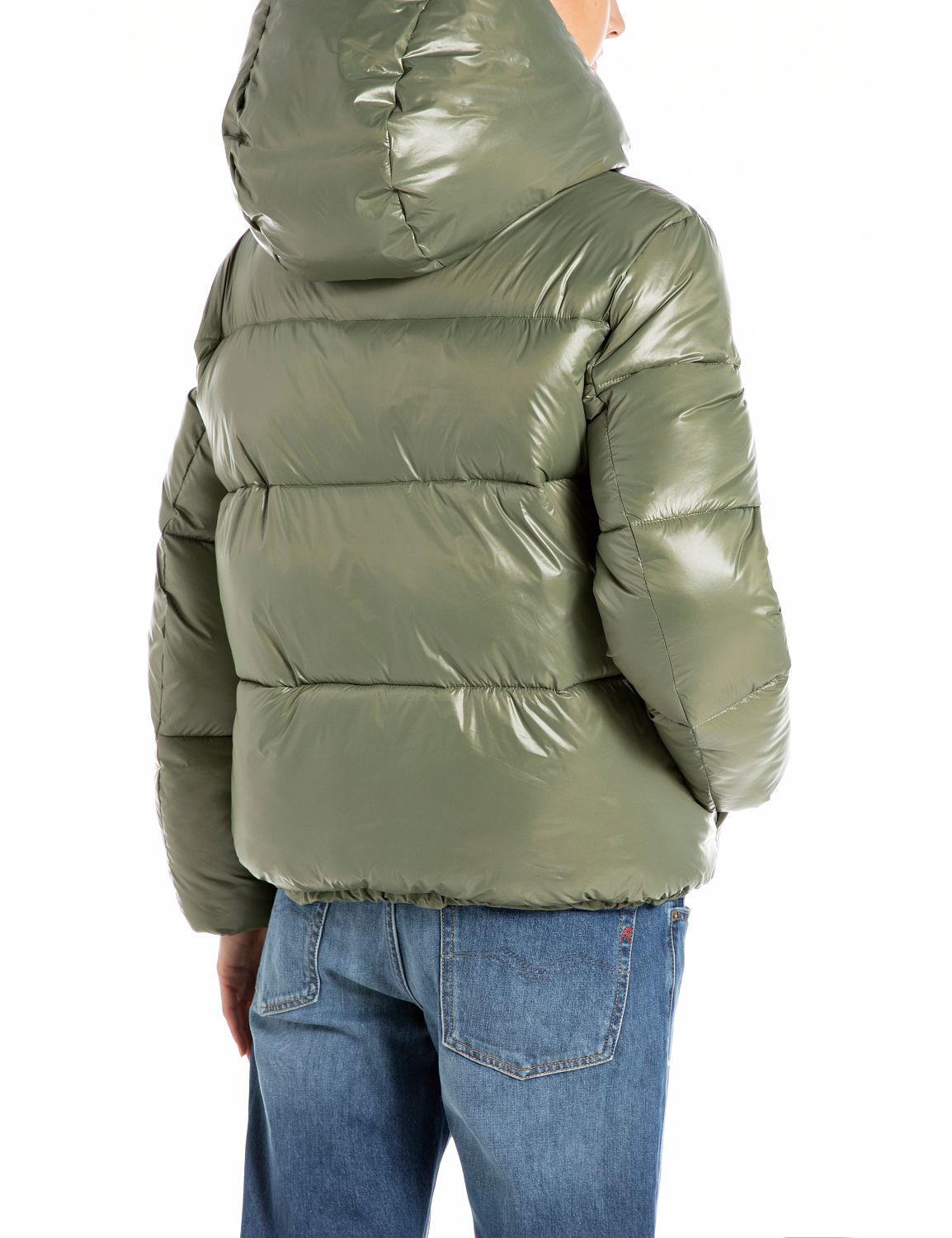 Dámská prošívaná bunda z lesklého nylonu