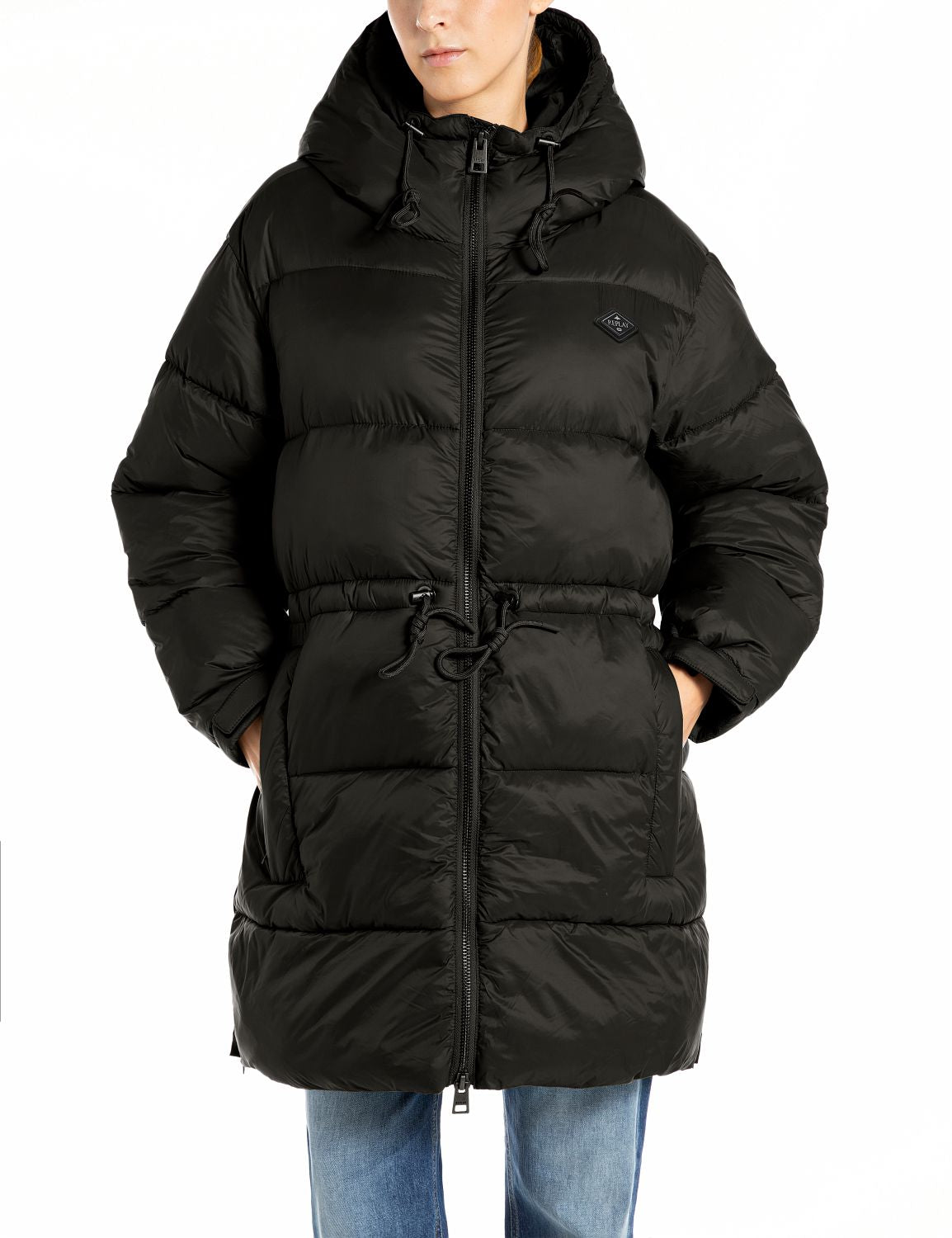 Dlouhá bunda s kapucí, rozparky a postranními kapsami