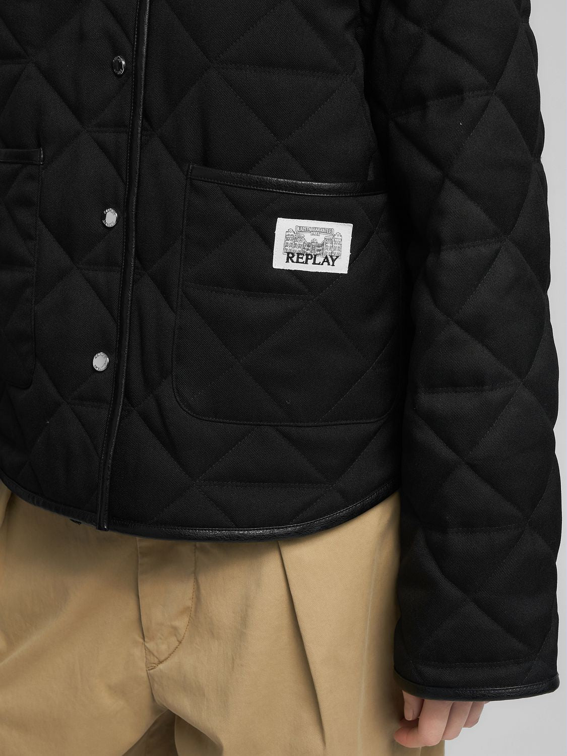 Cropped prošívaná bunda