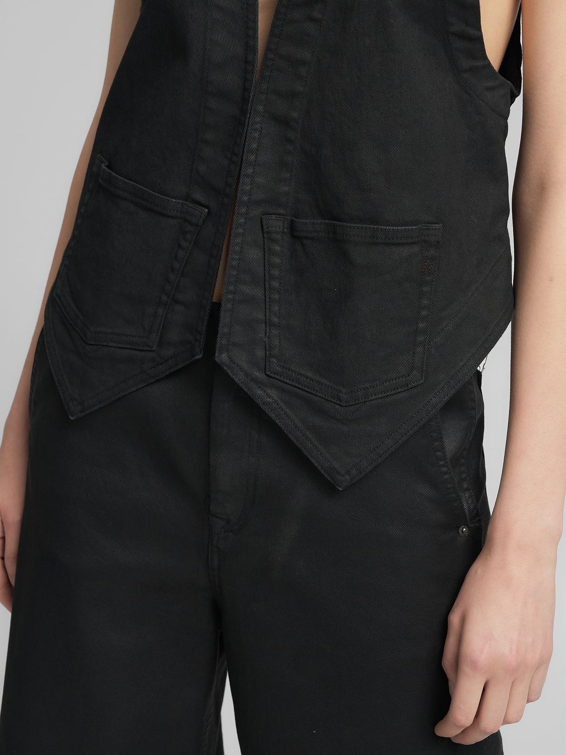 Dámský top ve stylu vesty