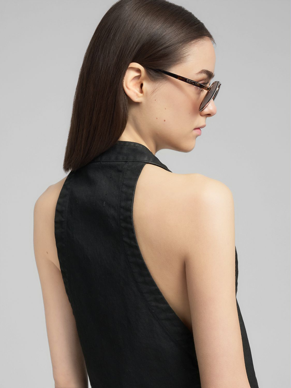 Dámský top ve stylu vesty