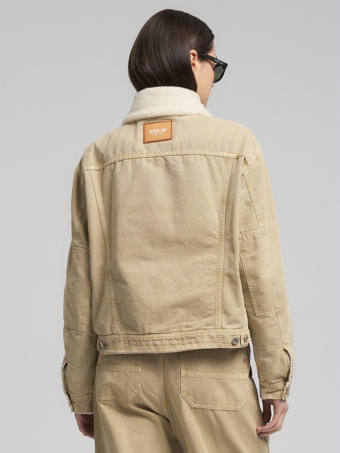 Dámská džínová bunda s kožíškem