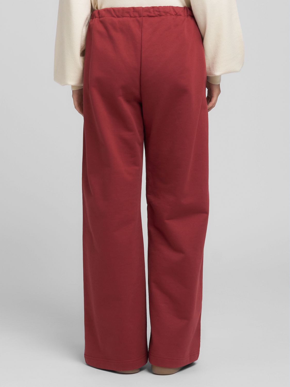 Dámské tepláky s širokými nohavicemi